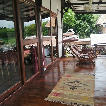 Chateau Orientale Resort Luang Prabang Exterior photo