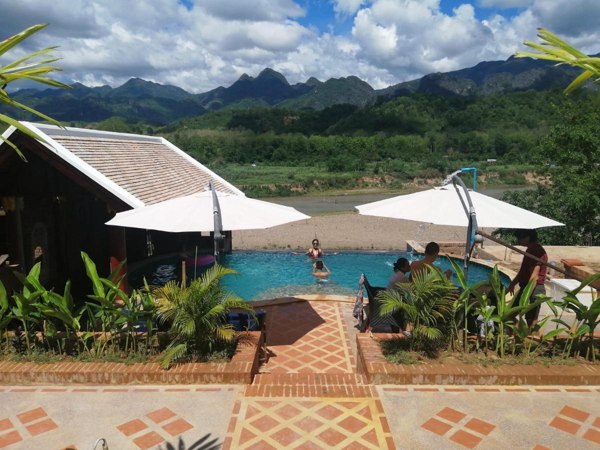 Chateau Orientale Resort Luang Prabang Exterior photo