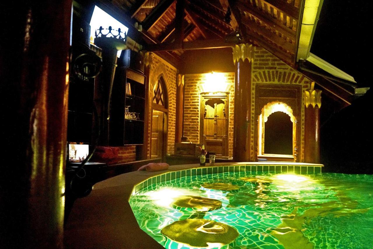 Chateau Orientale Resort Luang Prabang Exterior photo