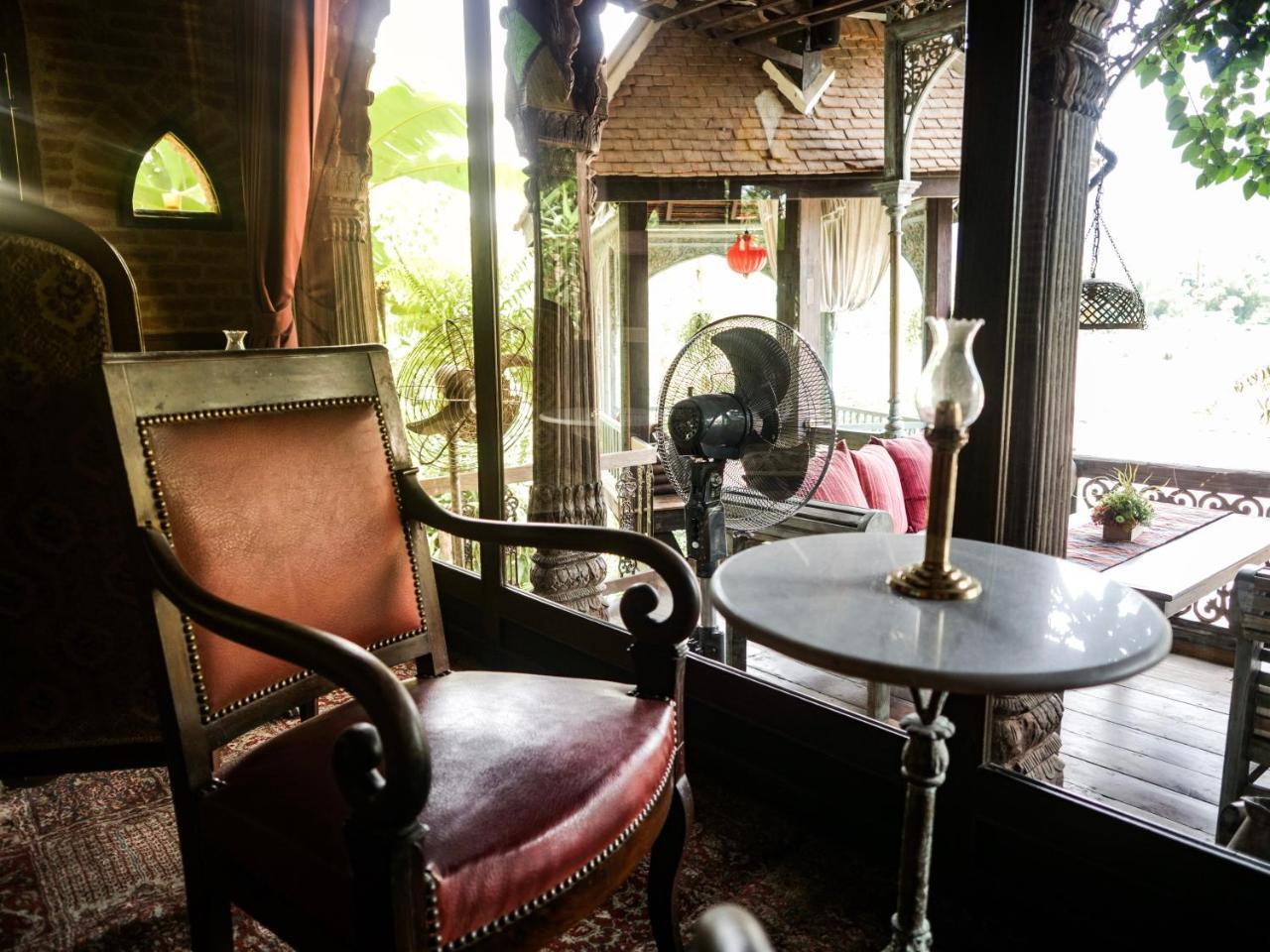 Chateau Orientale Resort Luang Prabang Exterior photo