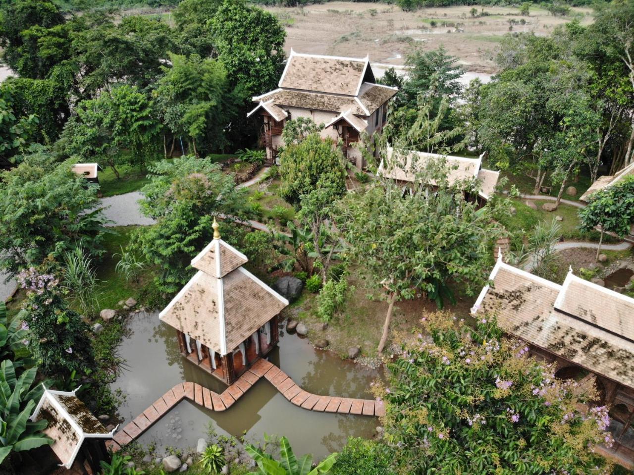 Chateau Orientale Resort Luang Prabang Exterior photo